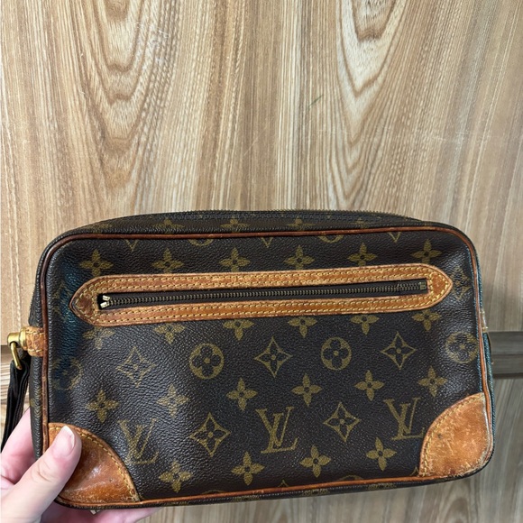 Auth Louis Vuitton Marley Dragonne PM Clutch broken zipper - Picture 2 of 15